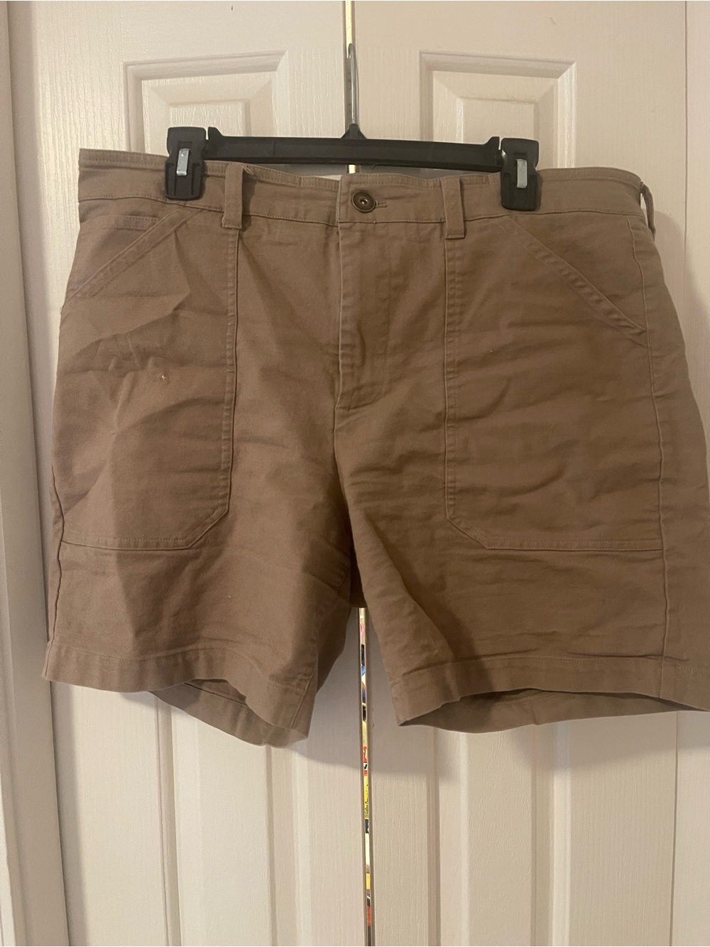 Men's Cargo Shorts in Tan with Front Utility Pockets